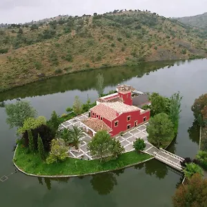 Hacienda La Huertezuela Y Casa Del Chalet